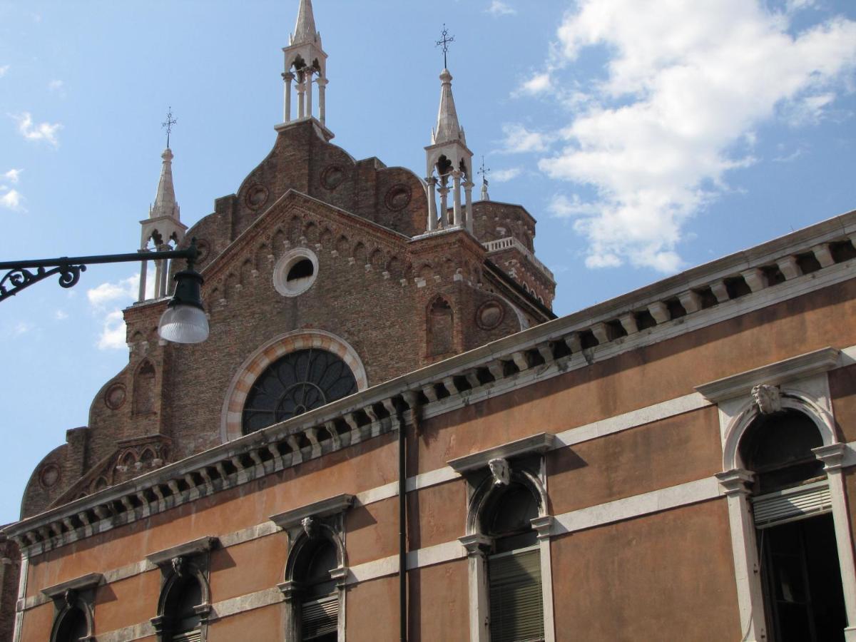 Ca' San Trovaso - 6 Rooms Венеція Екстер'єр фото